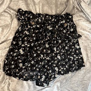 American Eagle Floral Soft Shorts